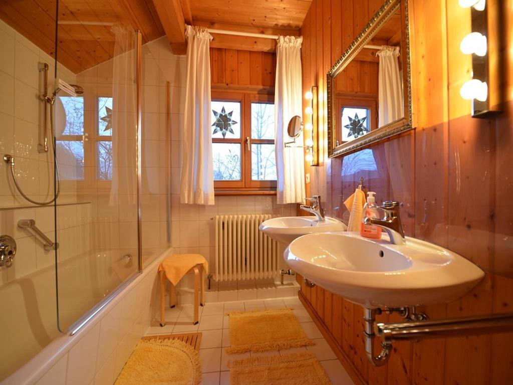 Chiemsee-Ferienwohnungen Traunstein Habitación foto